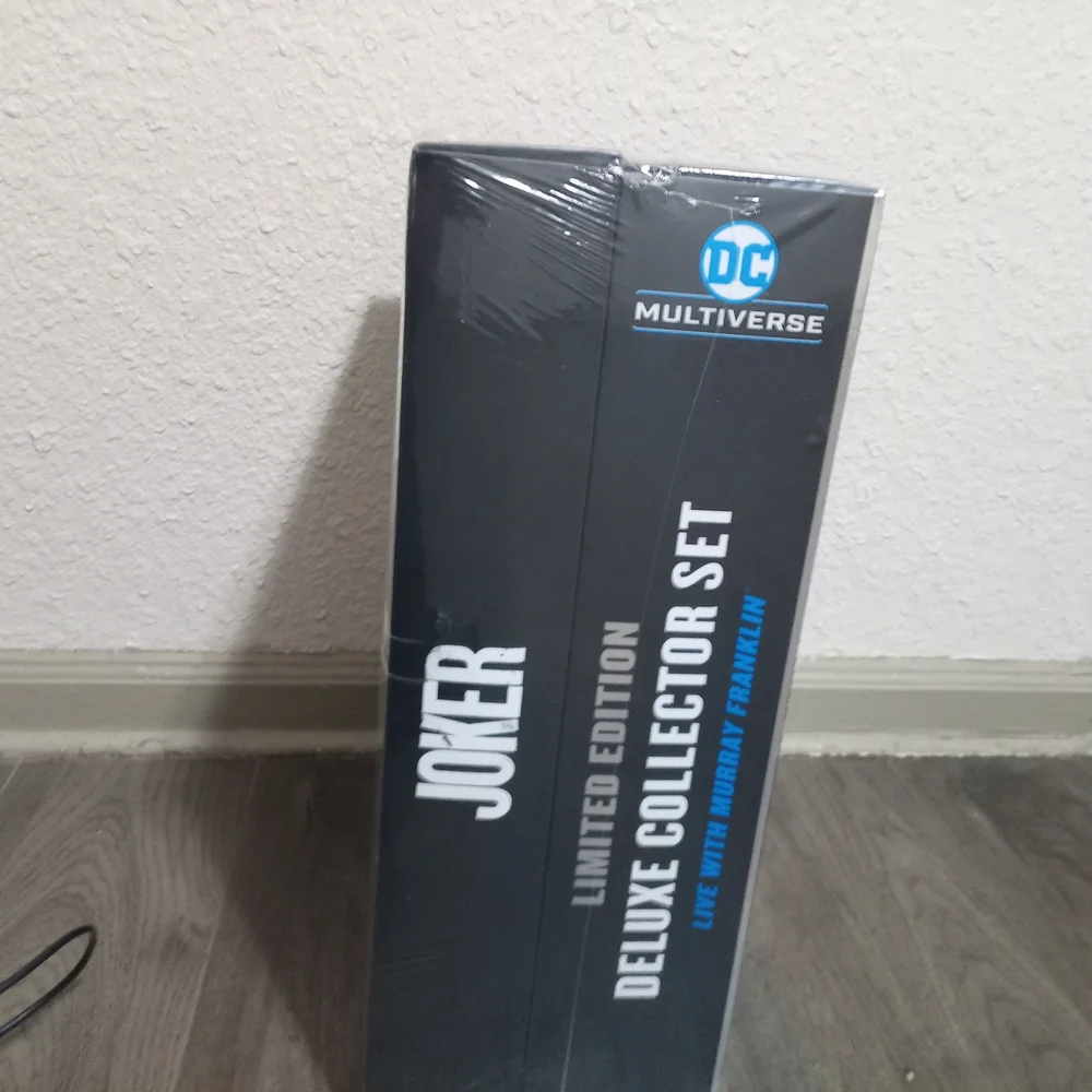 Joker Deluxe Collector Set - Picture 4 of 5